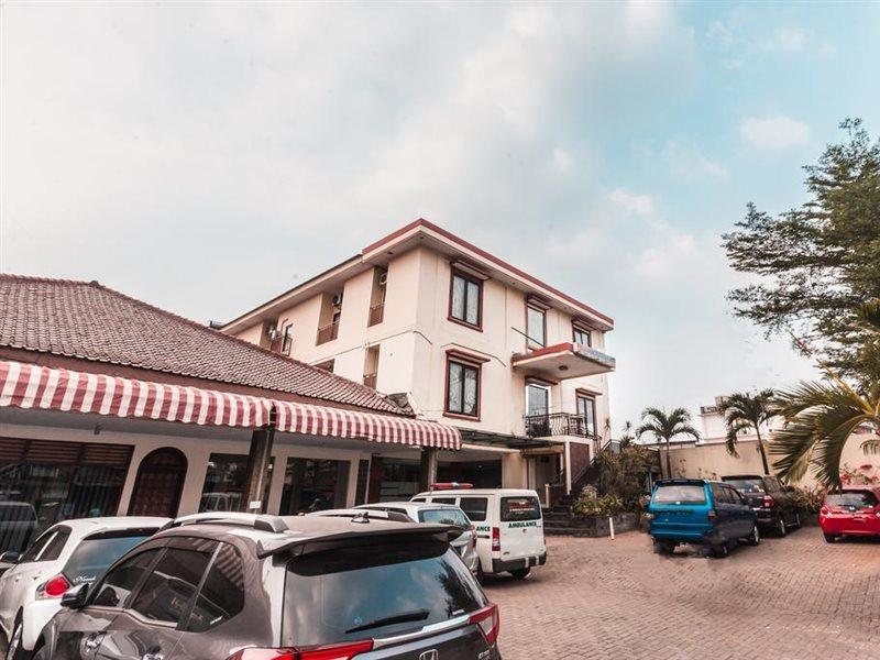 Oyo 1667 Wisma Lux Barkah Jakarta Eksteriør billede