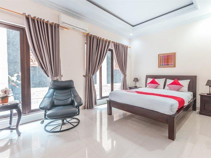 Oyo 1667 Wisma Lux Barkah Jakarta Værelse billede